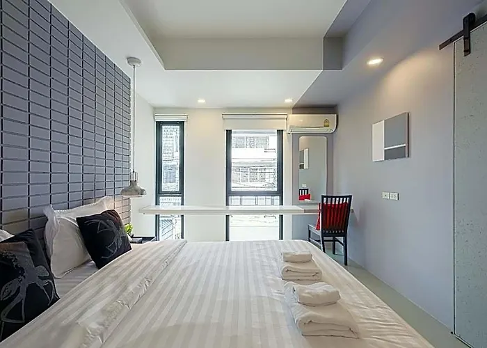 Hotel 24 Degree &