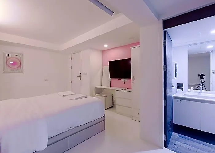24 Degree & Hotel Bangkok